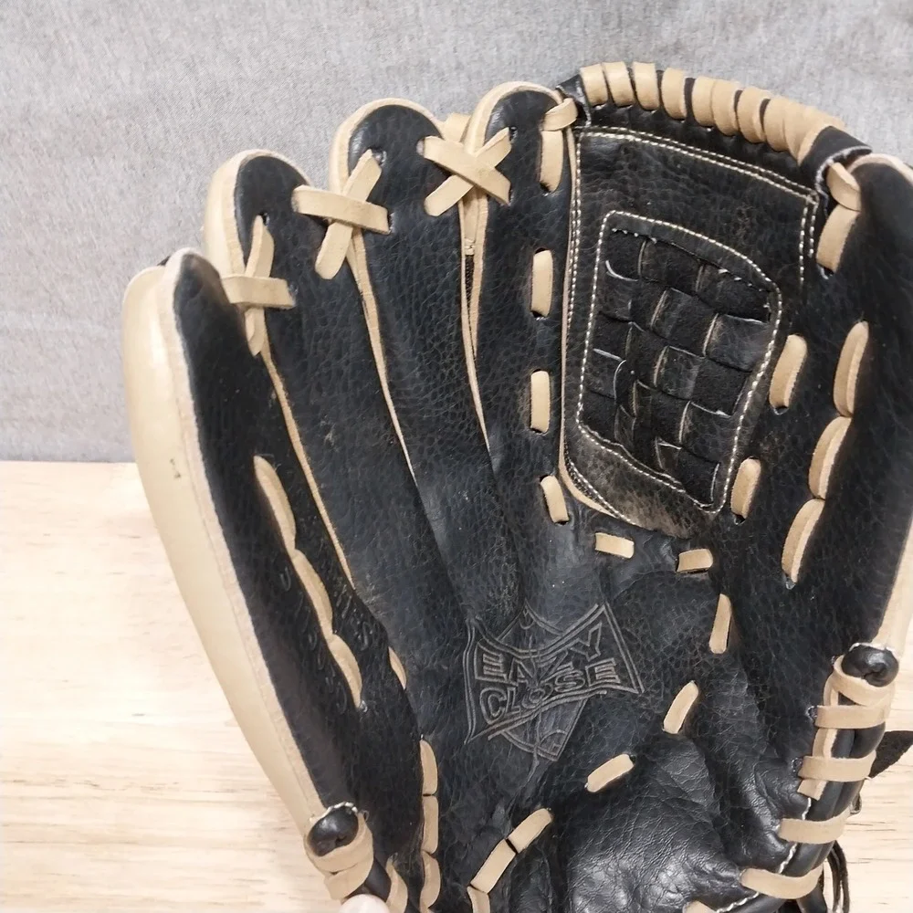 Adidas Youth Baseball Glove Eazy Close Synthetic Leather 11.5 Inch Black Tan